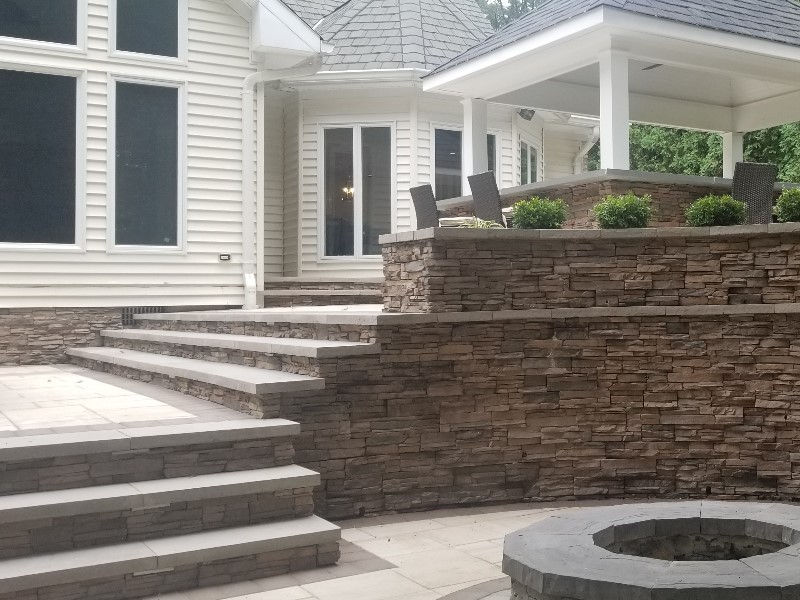 fire pit patio area with steps
