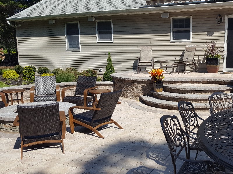 raised patio with curved steps