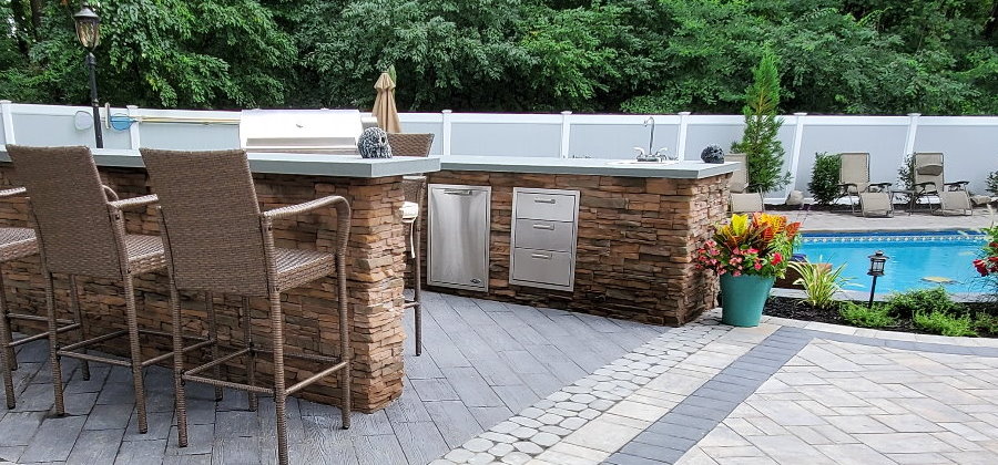 outdoor kitchen and bar island