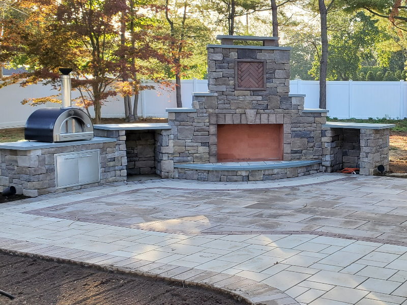 fire pit with bluestone caps